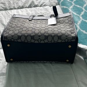 Coach handbag (new) matching wallet